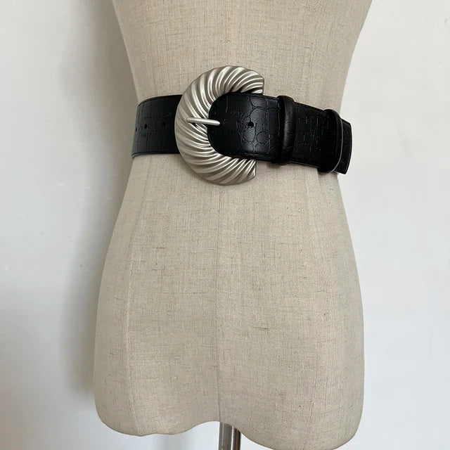 Genuine Leather Wide Waist Belt — Dark Romantic Corset Style