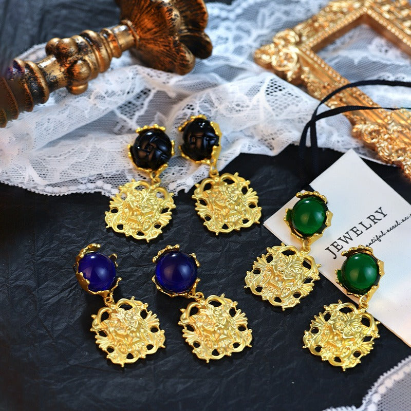 Palace style high-end black flower earrings retro irregular earrings