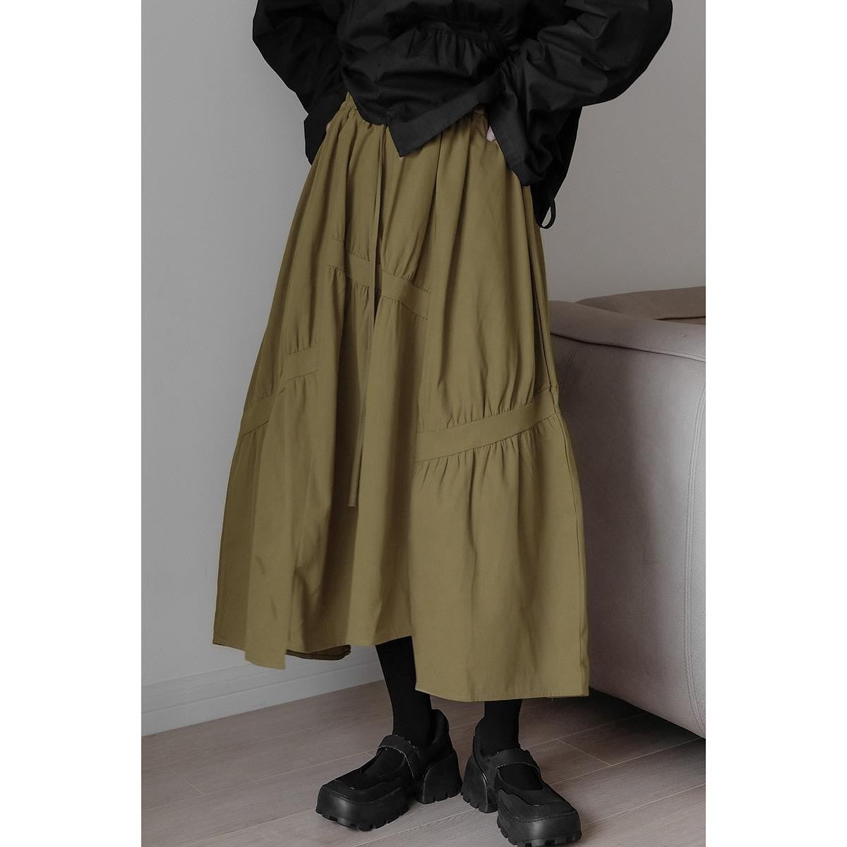 Pleated High-Waist A-Line Midi Skirt – Dark Gothic Style