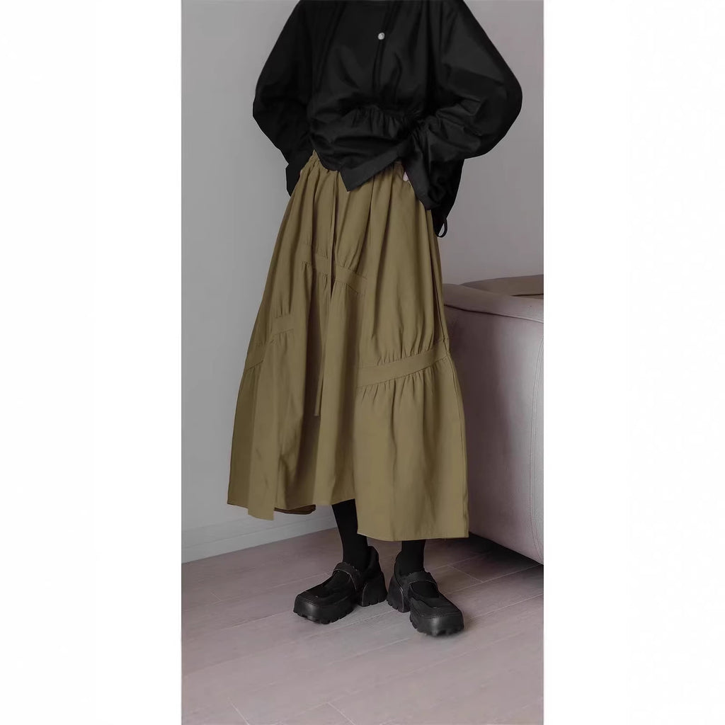 Pleated High-Waisted Slim-Fitting Oversized A-Line Skirt in Dark Gothic Style