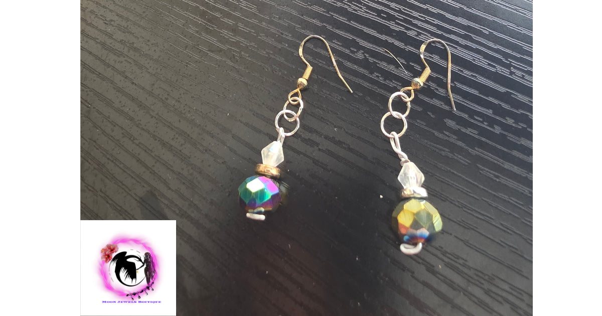 🌌 The Reality Shift Dangle Earrings