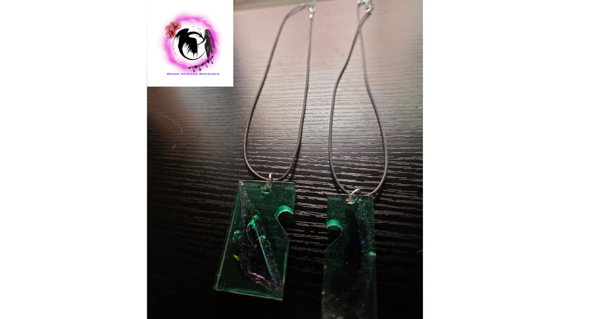 💚 Glitched Connection: Binary Heart Puzzle Necklace Set 💚