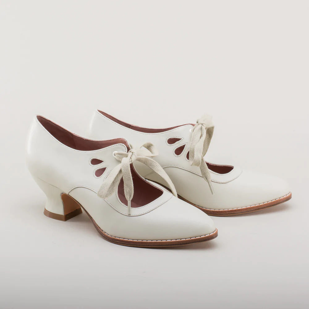 Hollow-Out Lace-Up Heeled Shoes | Faux Fur, Wide Sizes 35–43