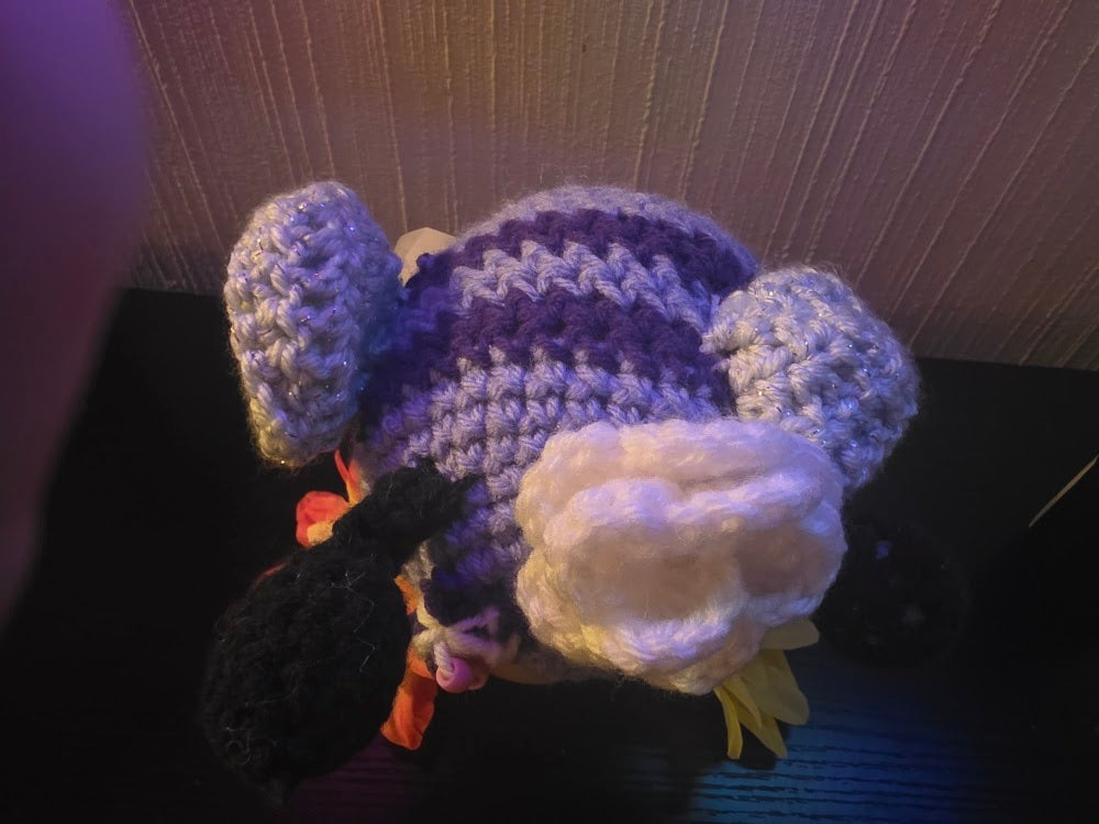 💜 Blossom the Sweetheart Bumblebee Crochet Plushie